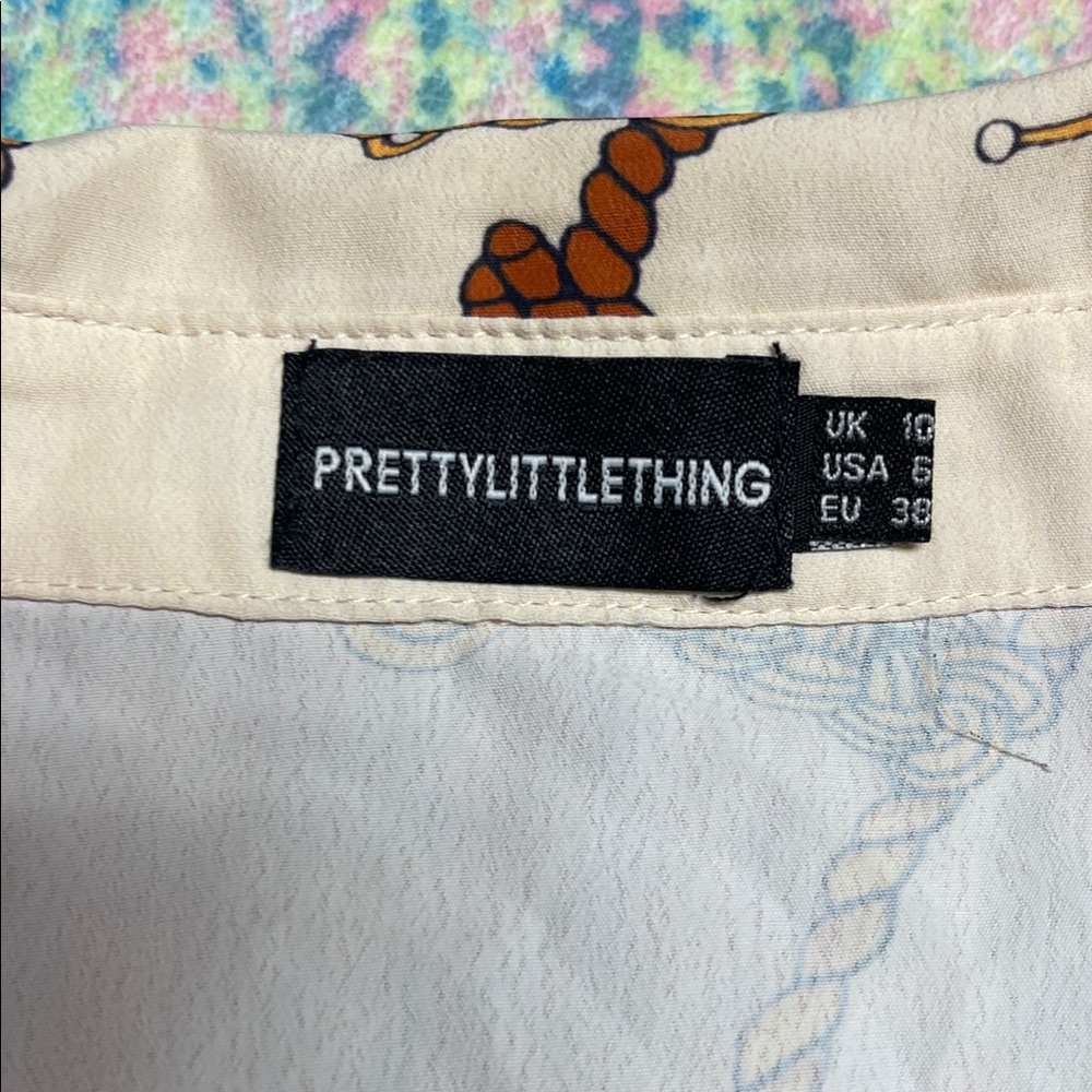 💙PrettyLittleThing Multicolor Button Down Shirt - Picture 3 of 6